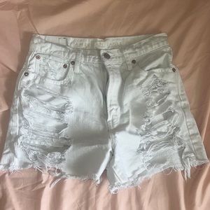 white distressed jean shorts